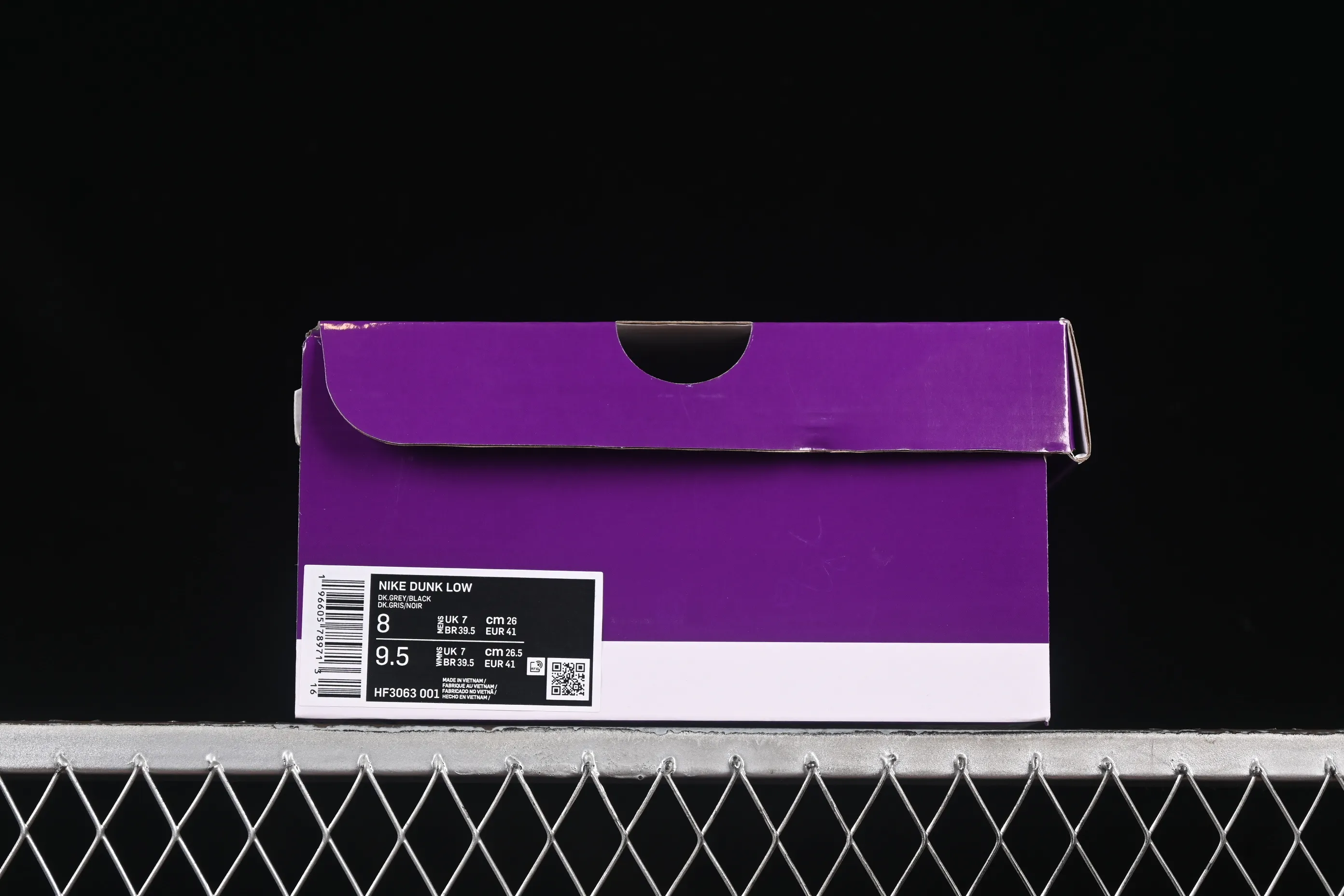 All categories Nk SB Dunk series Nk SB Dunk Low low-top sneakers Nike SB Dunk Low black gray low-top casual sneakers HF3063-001